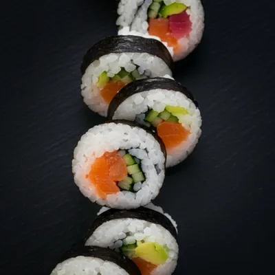 Illustration maki - Image 1