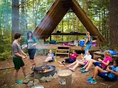 Illustration camper - Image 2