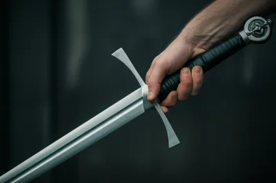 Illustration hilt - Image 1