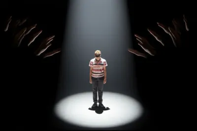 Illustration corner - Image 1