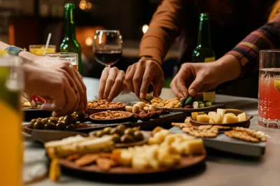 Illustration touching - Image 1