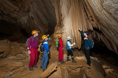 Illustration caved - Image 1