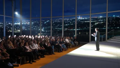 Illustration opens - Image 1