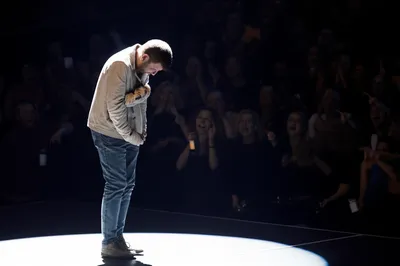 Illustration humiliated - Image 1