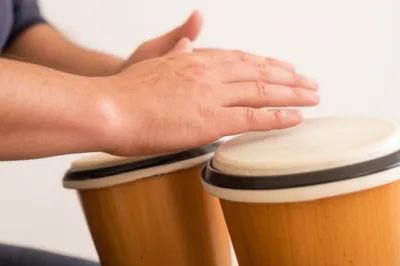 Illustration bongos - Image 1