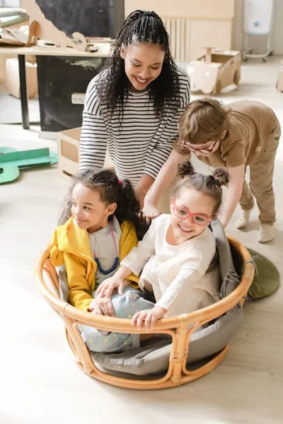 Illustration preschoolers - Image 2