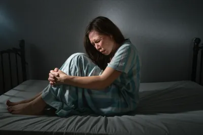 Illustration withdrawing - Image 1