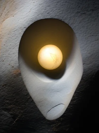 Illustration center - Image 1