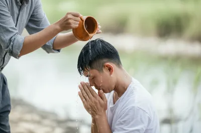 Illustration baptizes