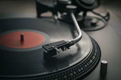 Illustration turntable - Image 1