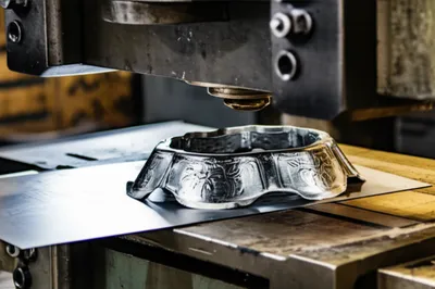 Illustration raising - Image 1