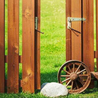 Illustration gates - Image 1