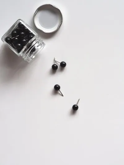 Illustration pins - Image 2