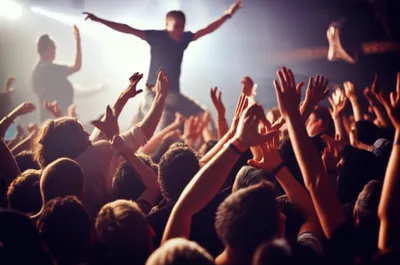 Illustration moshing - Image 1