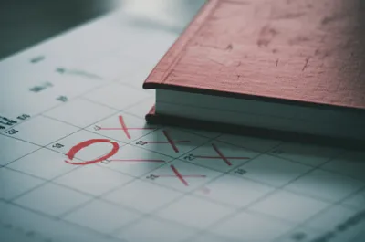 Illustration dates - Image 1