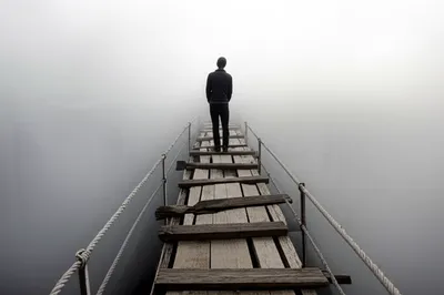 Illustration distrusted