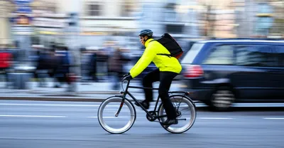 Illustration courier - Image 1