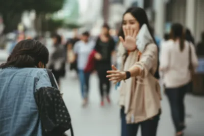 Illustration avoids - Image 1