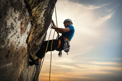 Illustration abseiling - Image 1