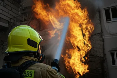 Illustration helm - Image 1