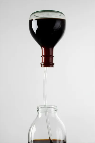 Illustration siphoning