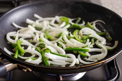 Illustration sweats - Image 1