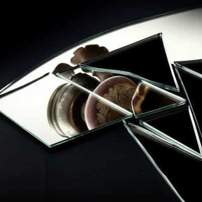 Illustration dis - Image 1