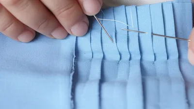 Illustration tucks - Image 1