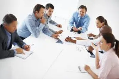 Illustration gathering - Image 2