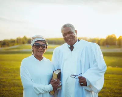 Illustration ministers - Image 2