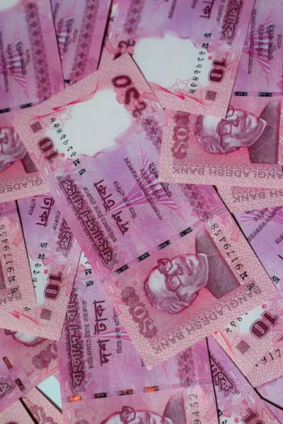 Illustration taka - Image 2