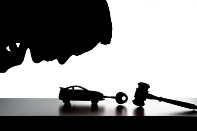 Illustration prosecutes - Image 1