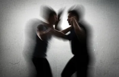 Illustration scuffle - Image 1