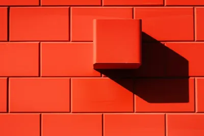 Illustration protruding - Image 1