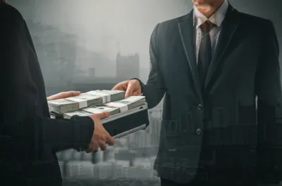 Illustration fraudulently