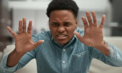 Illustration repulsing - Image 1