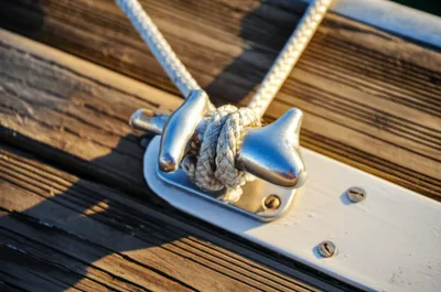 Illustration cleat - Image 1