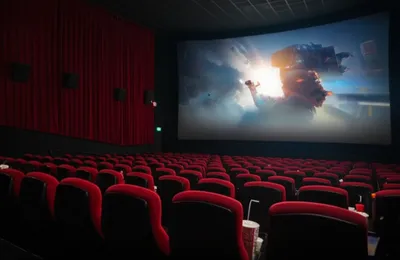 Illustration theatre - Image 1