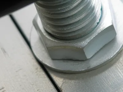 Illustration tightens