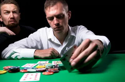 Illustration four-flushed - Image 1