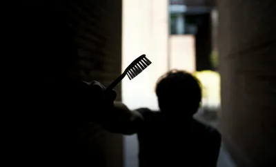 Illustration shiv - Image 1