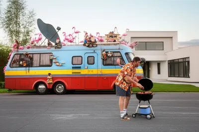 Illustration camper - Image 1