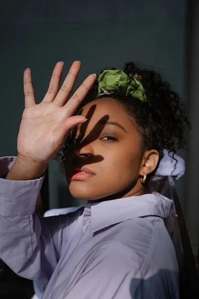 Illustration dazzled - Image 2