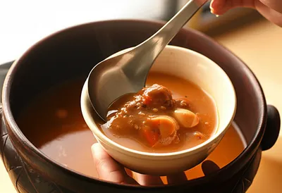 Illustration ladling - Image 1