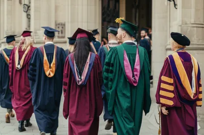 Illustration robes - Image 1