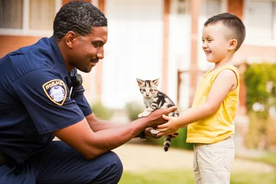 Illustration cop - Image 1