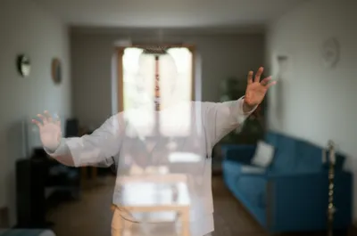 Illustration depersonalization