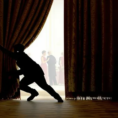 Illustration sneaking - Image 1