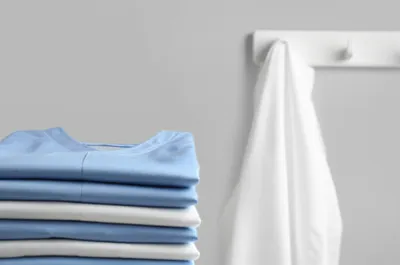 Illustration whites - Image 1