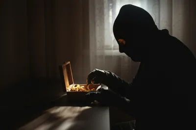 Illustration robbing - Image 1